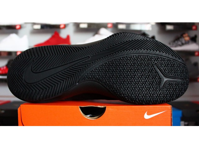 Nike Air Versitile II - Баскетбольные Кроссовки